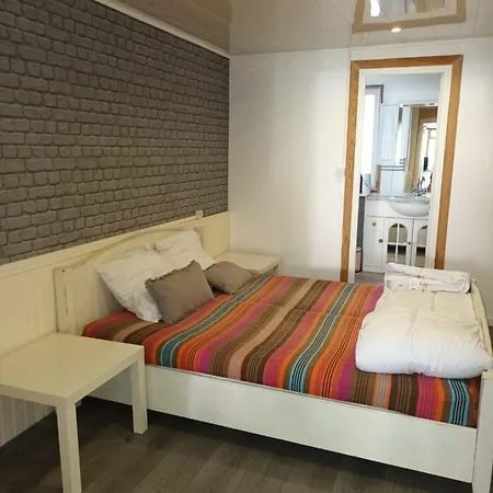 Apartamento Avec Terrasse A Deux Pas Des Thermes Bourbon-lʼArchambault